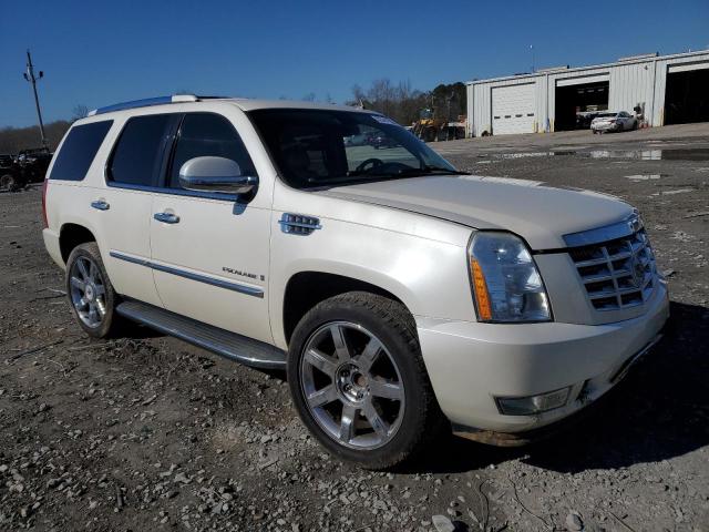 1GYFC13289R256829 - 2009 CADILLAC ESCALADE CREAM photo 4