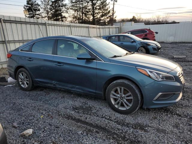 5NPE24AF4GH263583 - 2016 HYUNDAI SONATA SE BLUE photo 4