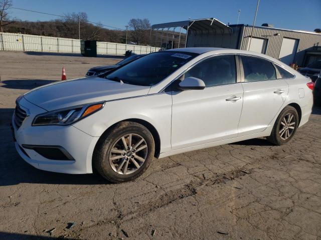 5NPE24AFXGH386661 - 2016 HYUNDAI SONATA SE WHITE photo 1