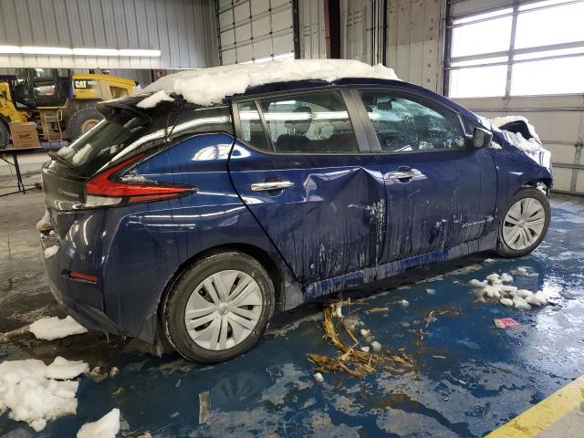 1N4AZ1CP3JC303367 - 2018 NISSAN LEAF S BLUE photo 3