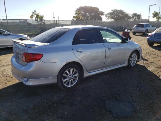 2T1BU4EE4AC483587 - 2010 TOYOTA COROLLA BASE SILVER photo 3