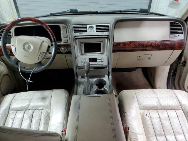 5LMFU28R74LJ09095 - 2004 LINCOLN NAVIGATOR 奶油色 照片 8