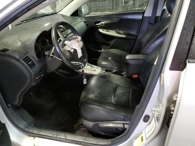 1NXBU4EE8AZ171979 - 2010 TOYOTA COROLLA BASE SILVER photo 7