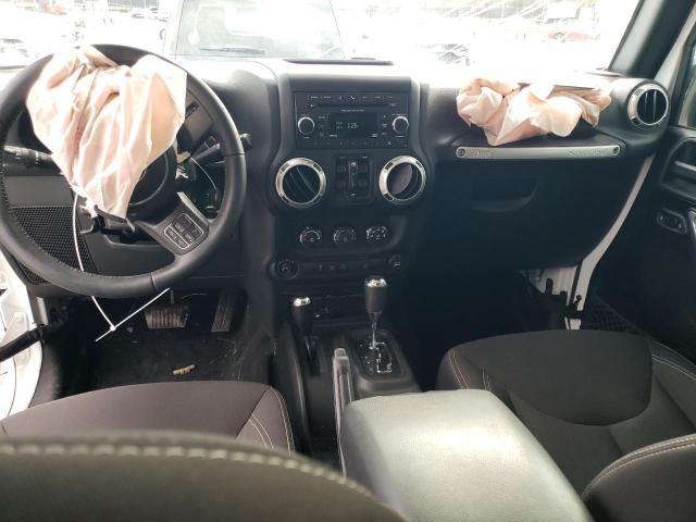 1C4BJWEG6GL292101 - 2016 JEEP WRANGLER U SAHARA WHITE photo 8