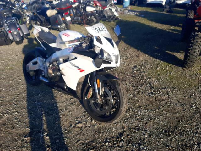 ZD4RKC014AS000069 - 2010 APRILIA RSV4 R WHITE photo 1