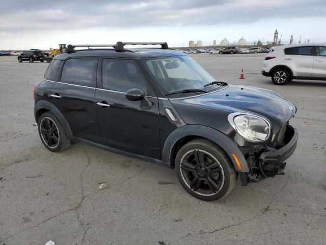 WMWZC3C55BWL80313 - 2011 MINI COOPER S COUNTRYMAN BLACK photo 4