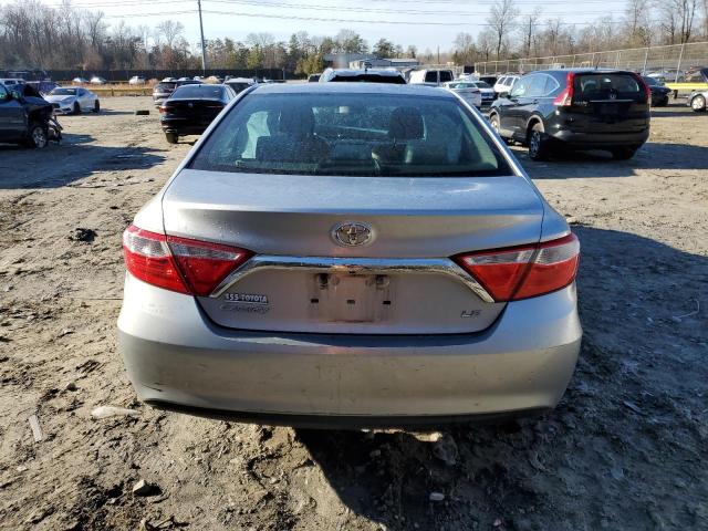 4T1BF1FK0HU636522 - 2017 TOYOTA CAMRY LE SILVER photo 6