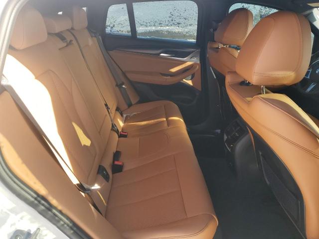 5UX33DT04N9M03391 - 2022 BMW X4 XDRIVE30I WHITE photo 10