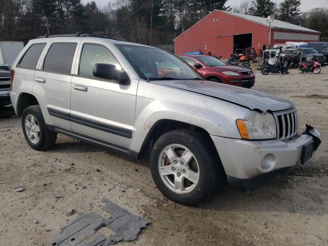 1J4HR48N26C118620 - 2006 JEEP GRAND CHER LAREDO 银色 照片 4