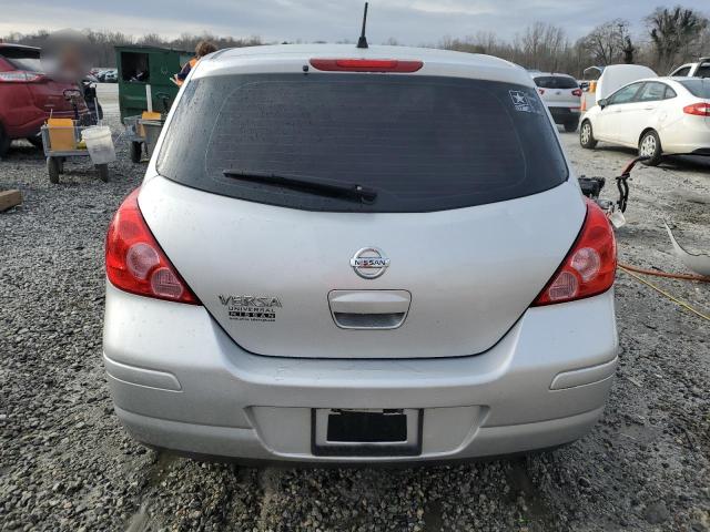 3N1BC1CPXBL390550 - 2011 NISSAN VERSA S SILVER photo 6