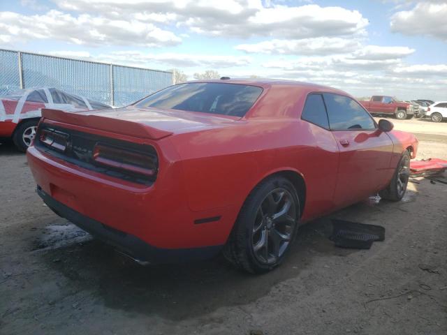 2C3CDZAT5FH883424 - 2015 DODGE CHALLENGER SXT RED photo 3