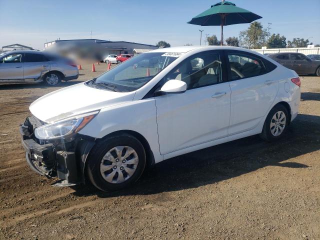 KMHCT4AE5GU123300 - 2016 HYUNDAI ACCENT SE WHITE photo 1