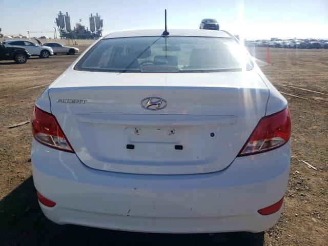 KMHCT4AE5GU123300 - 2016 HYUNDAI ACCENT SE WHITE photo 6