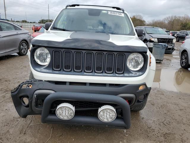 ZACCJBCB6JPH41400 - 2018 JEEP RENEGADE TRAILHAWK WHITE photo 5