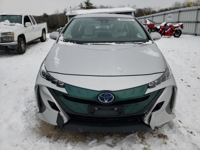 JTDKARFP3H3048942 - 2017 TOYOTA PRIUS PRIM Gümüş foto 5