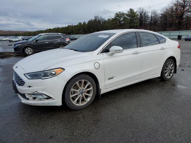 3FA6P0SU7JR106264 - 2018 FORD FUSION TITANIUM/PLATINUM PHEV WHITE photo 1