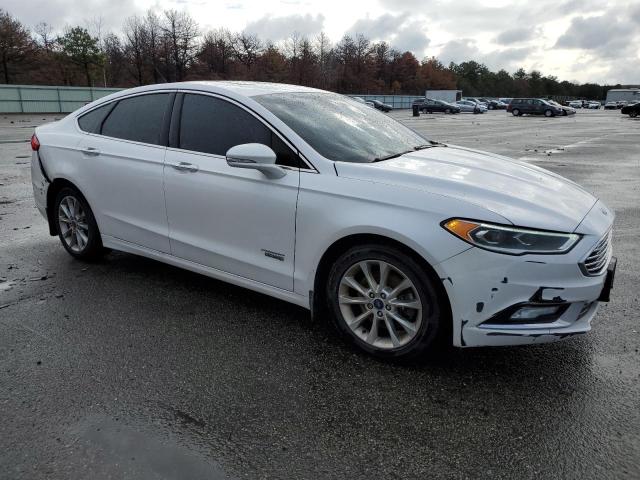 3FA6P0SU7JR106264 - 2018 FORD FUSION TITANIUM/PLATINUM PHEV WHITE photo 4