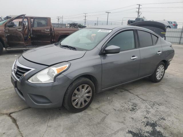 3N1CN7AP1HL879254 - 2017 NISSAN VERSA S GRAY photo 1