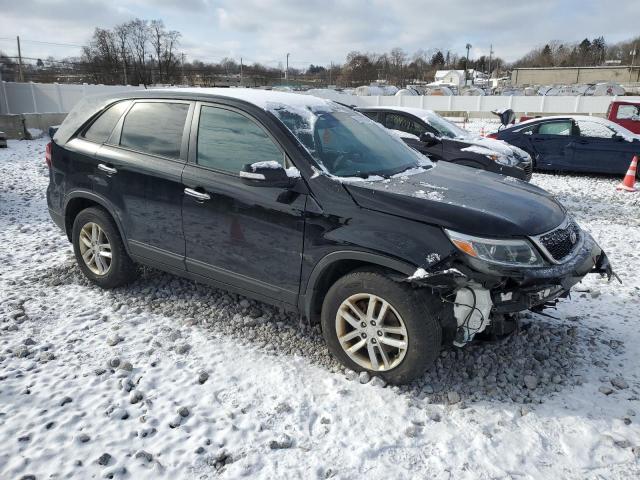 5XYKT3A65FG618809 - 2015 KIA SORENTO LX BLACK photo 4