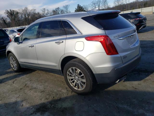 1GYKNBRS8HZ236018 - 2017 CADILLAC XT5 LUXURY SILVER photo 2