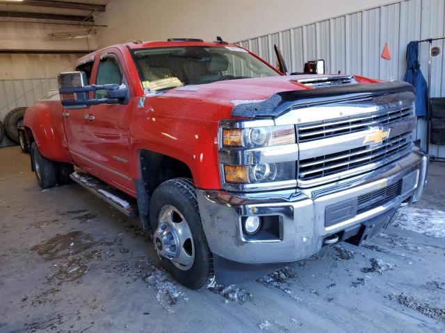 1GC4K0EY3HF154804 - 2017 CHEVROLET SILVERADO K3500 LTZ RED photo 4