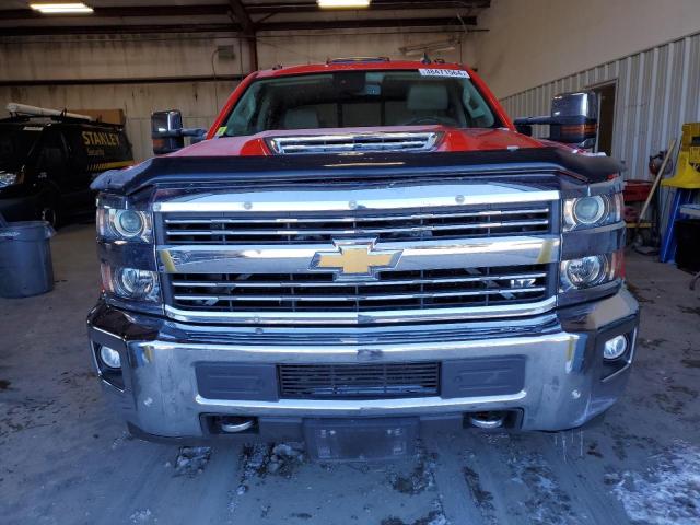 1GC4K0EY3HF154804 - 2017 CHEVROLET SILVERADO K3500 LTZ RED photo 5