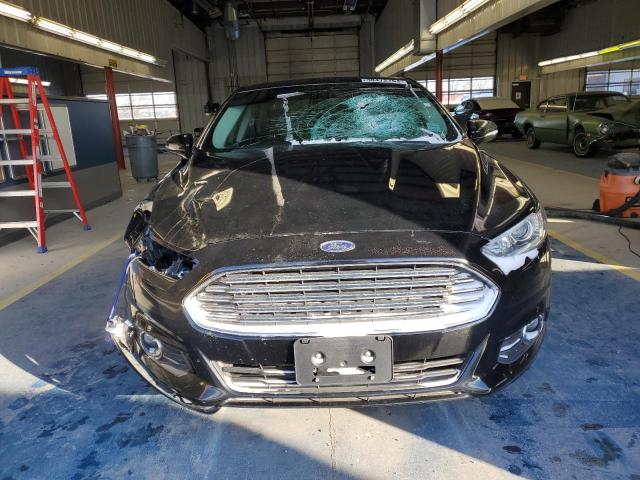 3FA6P0HD7GR288807 - 2016 FORD FUSION SE BLACK photo 5