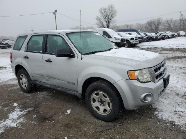 1FMCU02Z88KC00634 - 2008 FORD ESCAPE XLS SILVER photo 4