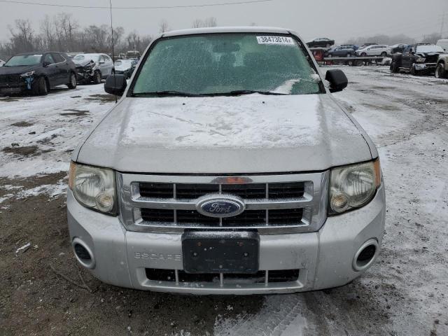 1FMCU02Z88KC00634 - 2008 FORD ESCAPE XLS SILVER photo 5