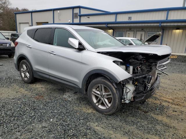 5XYZTDLB0HG455780 - 2017 HYUNDAI SANTA FE S SILVER photo 4