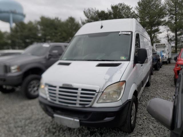 WDYPE8CC7B5589207 - 2011 FREIGHTLINER SPRINTER 2500 YELLOW photo 1