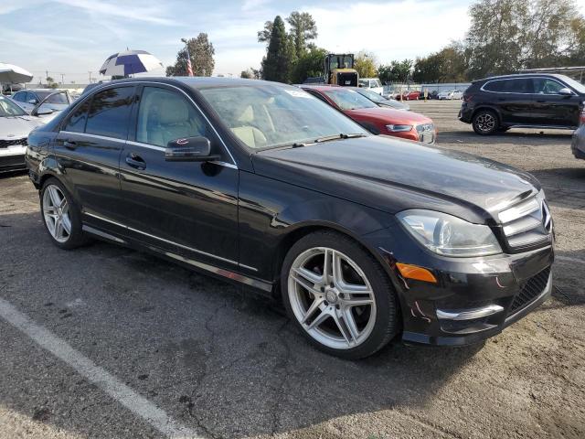 WDDGF4HB9DR293527 - 2013 MERCEDES-BENZ C 250 BLACK photo 4