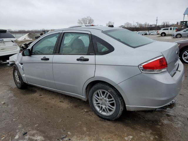 1FAHP35N58W123540 - 2008 FORD FOCUS SE GRAY photo 2