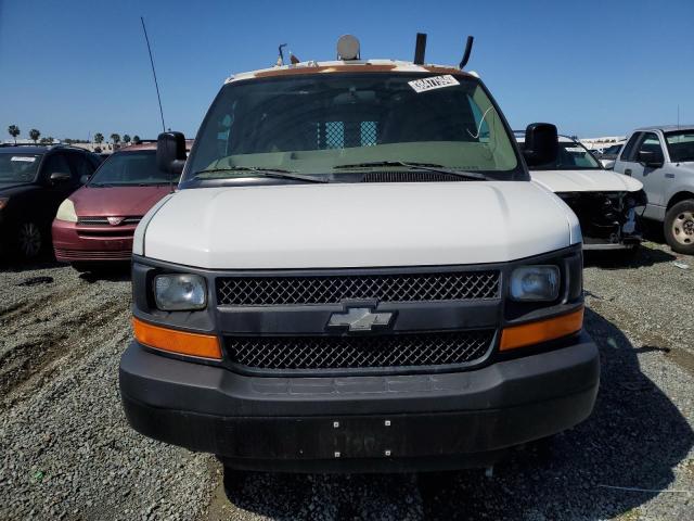 1GCGG25V061185390 - 2006 CHEVROLET EXPRESS G2 WHITE photo 5