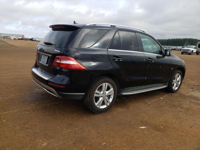 4JGDA5HB6CA034066 - 2012 MERCEDES-BENZ ML 350 4MATIC BLACK photo 3