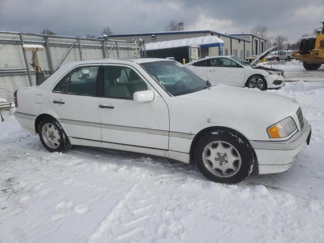 WDBHA23G1WA580123 - 1998 MERCEDES-BENZ C 230 WHITE photo 4