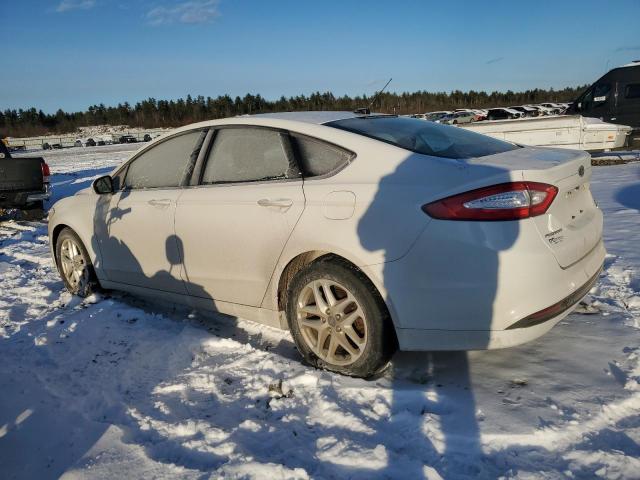 1FA6P0HD6F5125308 - 2015 FORD FUSION SE WHITE photo 2