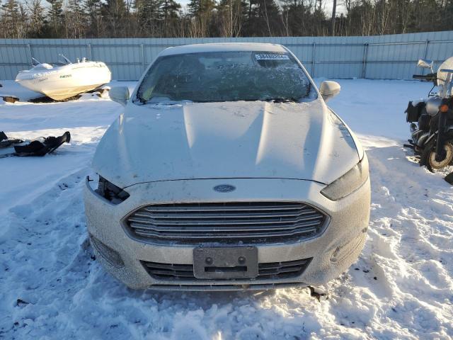 1FA6P0HD6F5125308 - 2015 FORD FUSION SE WHITE photo 5