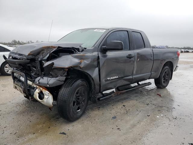 5TFRU5F15DX028933 - 2013 TOYOTA TUNDRA DOUBLE CAB SR5 GRAY photo 1