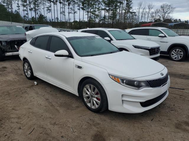 5XXGU4L36GG053830 - 2016 KIA OPTIMA EX WHITE photo 4