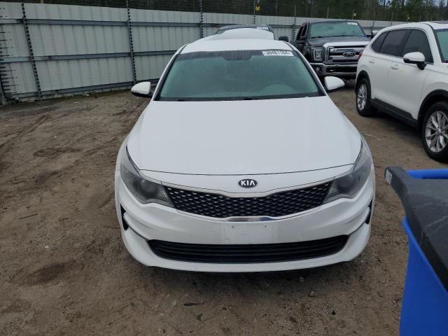 5XXGU4L36GG053830 - 2016 KIA OPTIMA EX WHITE photo 5