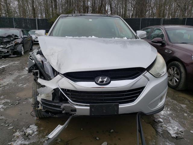 KM8JU3ACXDU565367 - 2013 HYUNDAI TUCSON GLS SILVER photo 5