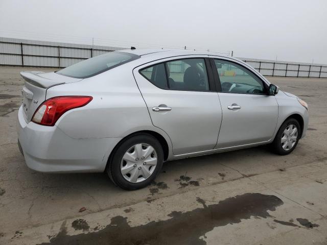 3N1CN7AP4GL904744 - 2016 NISSAN VERSA S SILVER photo 3