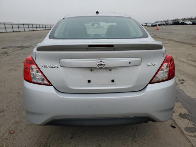 3N1CN7AP4GL904744 - 2016 NISSAN VERSA S SILVER photo 6