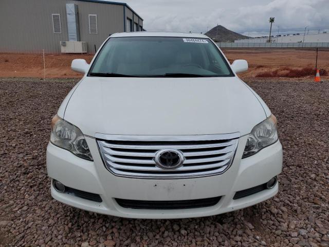 4T1BK36B38U305165 - 2008 TOYOTA AVALON XL WHITE photo 5