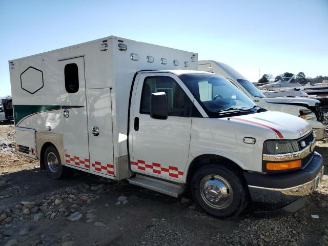 1HA3GRCG9HN007223 - 2017 CHEVROLET EXPRESS G3 WHITE photo 4