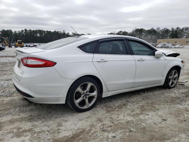 3FA6P0HD7GR169803 - 2016 FORD FUSION SE WHITE photo 3