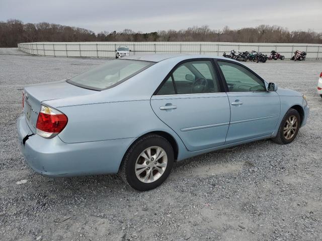 4T1BF30K05U601060 - 2005 TOYOTA CAMRY LE BLUE photo 3