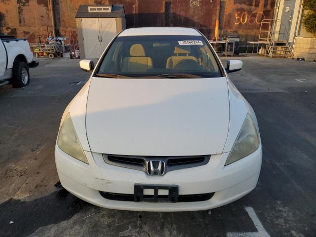 JHMCM56354C035832 - 2004 HONDA ACCORD LX WHITE photo 5