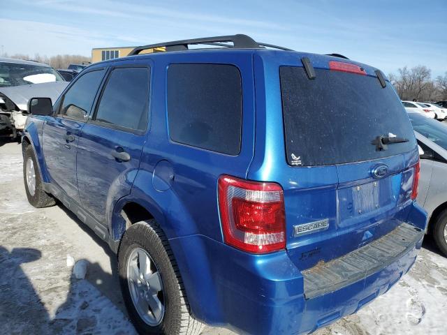 1FMCU0DG7BKA07636 - 2011 FORD ESCAPE XLT BLUE photo 2